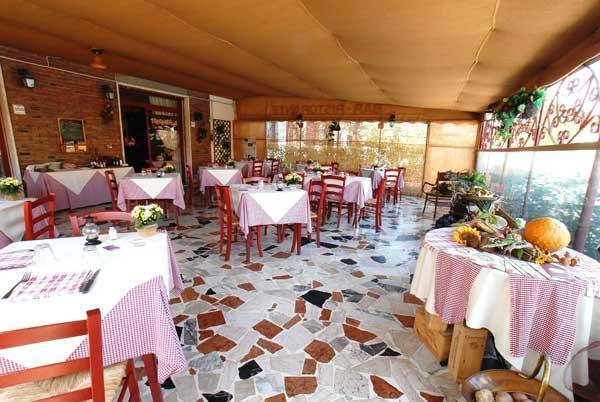 Hotel Tarabaralla Borgo a Buggiano Exterior photo